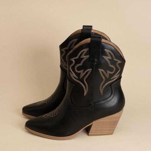 NEW🔥 Pointed Toe Embroidered Cowboy Cowgirl Western Ankle Boots Booties Pull On - Picture 7 of 9